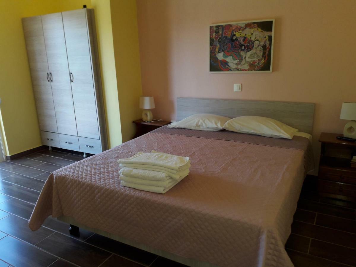 Petasos Apartments 1 Gennadi Extérieur photo